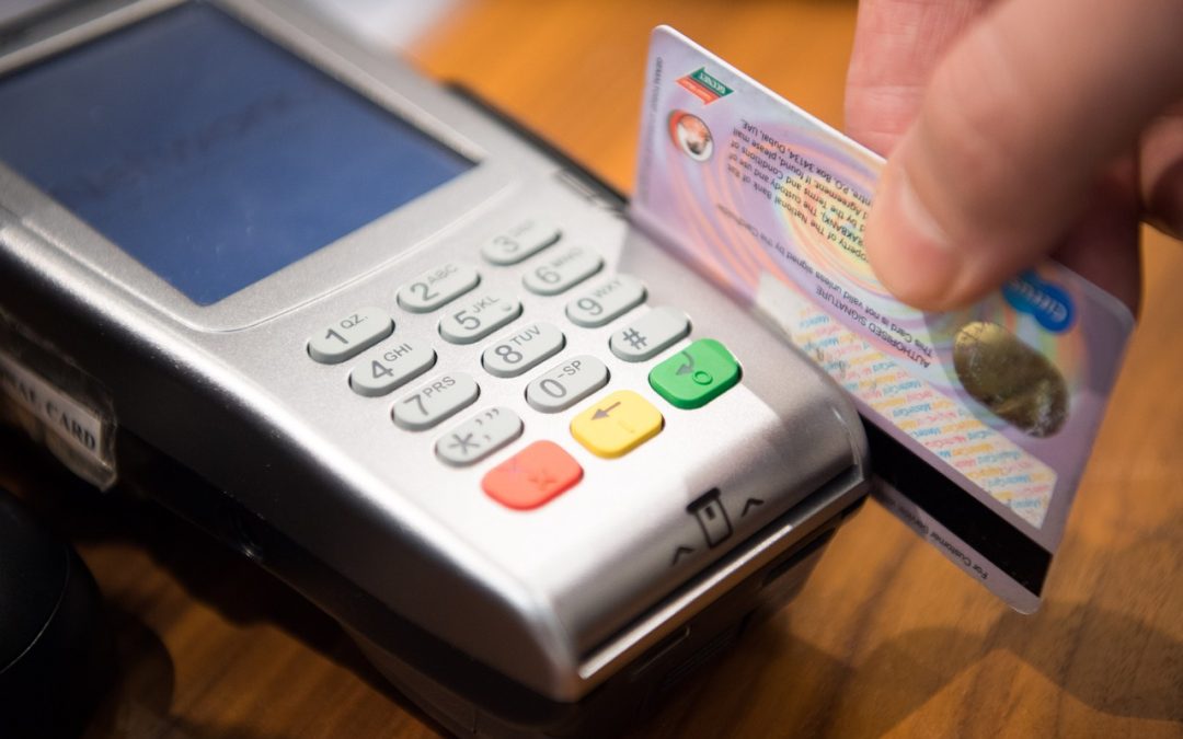 Geef je makkelijker geld uit met een creditcard?